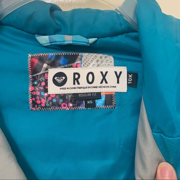 New Roxy Snowboarding Jacket - Picture 5 of 9